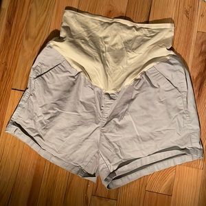 Old navy Maternity shorts